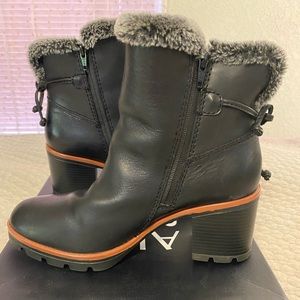 Naturalizer All-Weather Black Boots size 9.5